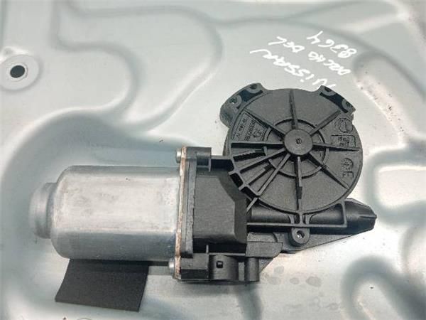 MOTOR ELEVALUNAS DEL. DCHO. Nissan Qashqai 2.0 G 2 (J10) 141CV (2007-2013) (104 KW) - 28098 / MR20 EURO4