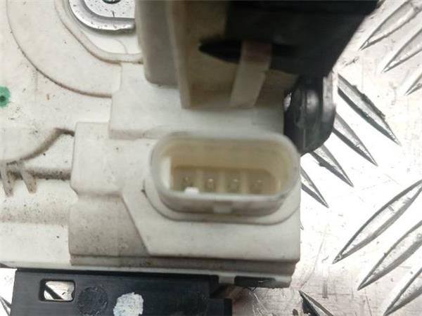 CERRADURA PUERTA TRA. IZDA. Mercedes B 180 1.8 CDI (W246) (2011-2014) 109CV (80 KW) - 28120 / 651901
