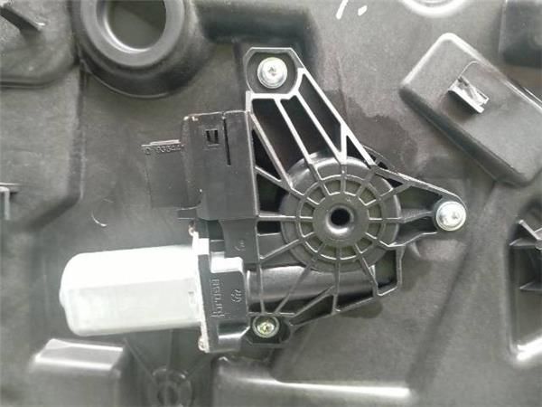 MOTOR ELEVALUNAS TRA. IZDO. Mercedes B 180 1.8 CDI (W246) (2011-2014) 109CV (80 KW) - 28133 / 651901