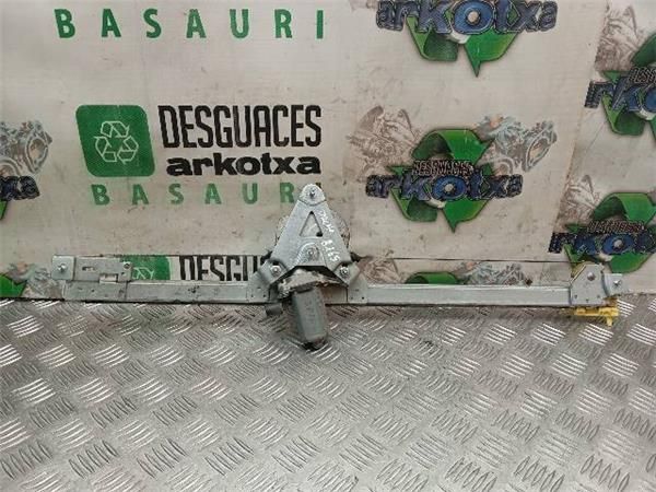 MOTOR ELEVALUNAS DEL. DCHO. Renault Trafic 2.0 DCI II (FL) 114CV (2006-2014) (84 KW) - 28143 / M9RE7