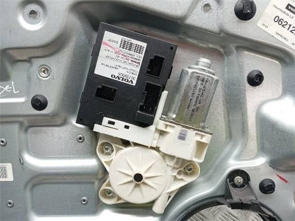 MOTOR ELEVALUNAS DEL. IZDO. Volvo S40 2.0 D II (MS) 136CV (2004-2010) (100 KW) - 28248 / 4204T