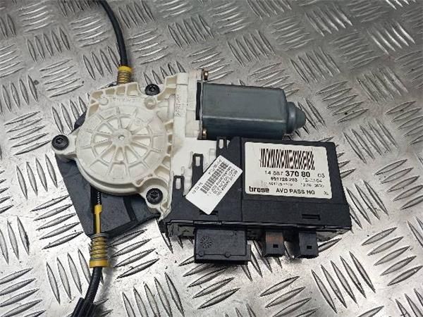 MOTOR ELEVALUNAS DEL. DCHO. Citroen C8 2.0 HDI (EB) 108CV (2002-2007) (79 KW) - 28262 / RHT