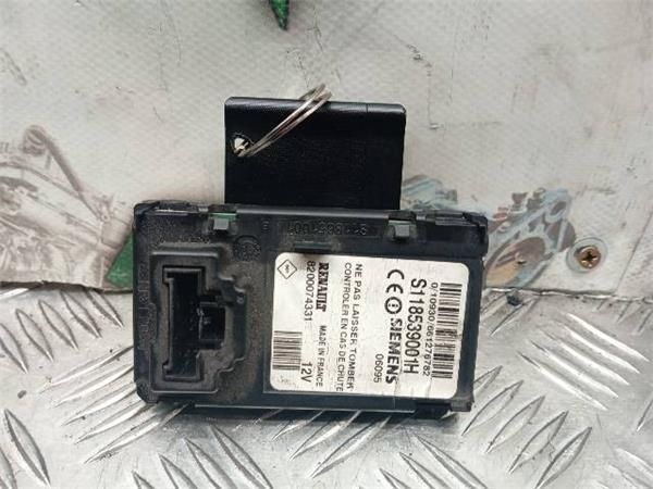 CONMUTADOR DE ARRANQUE/ENCENDIDO Renault Megane 1.5 DCI II (BM) 101CV (2003-2008) (74 KW) - 28411 / K9KF7