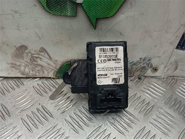 CONMUTADOR DE ARRANQUE/ENCENDIDO Renault Megane 1.6 G II (BN) 112CV (2006-2008) (82 KW) - 28412 / K4MD8