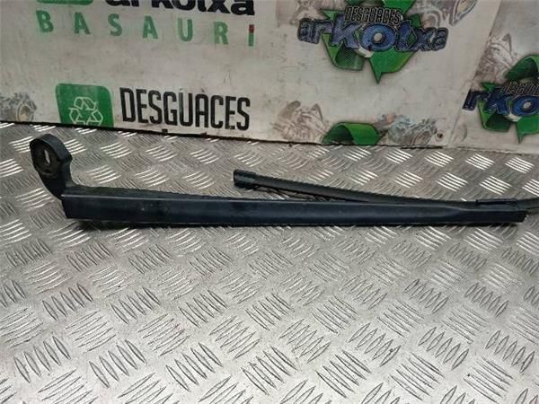 BRAZO LIMPIAPARABRISAS DEL. IZDO. Seat Leon 2.0 TDI (1P1) 140CV (2005-2012) (103 KW) - 28434 / BKD