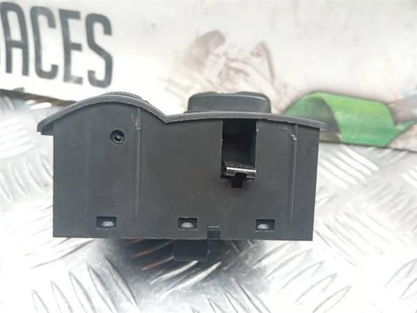 MANDO DE LUCES Opel Corsa 1.2 G C 75CV (2000-2009) (55 KW) - 28782 / Z12XE