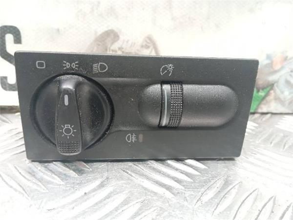 MANDO DE LUCES Volkswagen Golf 1.6  III (1H1) (1991 - 1998) (74 KW) - 28791 / AEK