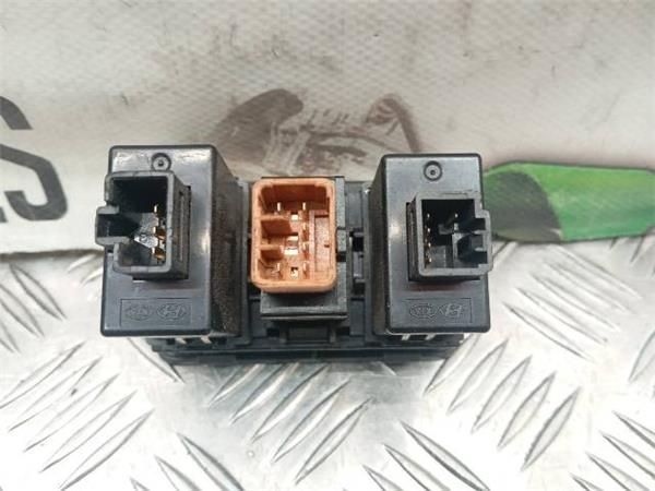 MANDO MULTIFUNCION Hyundai i30 1.4 (80 KW) - 28863 / G4FA 2