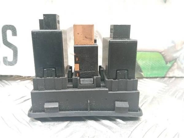 MANDO MULTIFUNCION Hyundai i30 1.4 (80 KW) - 28863 / G4FA
