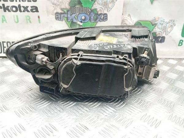 FARO DEL. IZDO. Volvo S40 2.1 D (MS) 136CV (2004-2010) (100 KW) - 28871 / D4204T