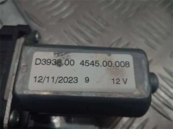 MOTOR ELEVALUNAS DEL. IZDO. Seat Ibiza 1.6 G II (6K1) 75CV (1994-1999) (55 KW) - 28926 / 1F