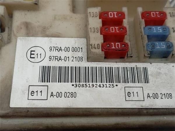 CAJA FUSIBLES/RELE Ford Focus 1.6 TDCI II (DB) 109CV (2005-2012) (80 KW) - 28948 / G8DB