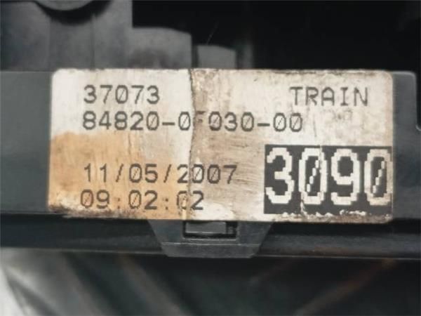 MANDO ELEVALUNAS Toyota Corolla 1.8 G VERSO (R1) (2004-2009) (95 KW) - 29021 / 1ZZFE
