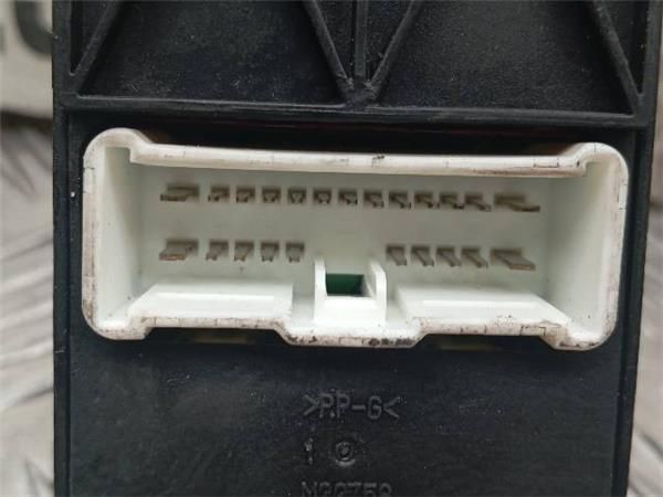 MANDO ELEVALUNAS Honda Accord 2.2 I CTDI (CL/CN) (2004-2008) 140CV (103 KW) - 29032 / N22A1