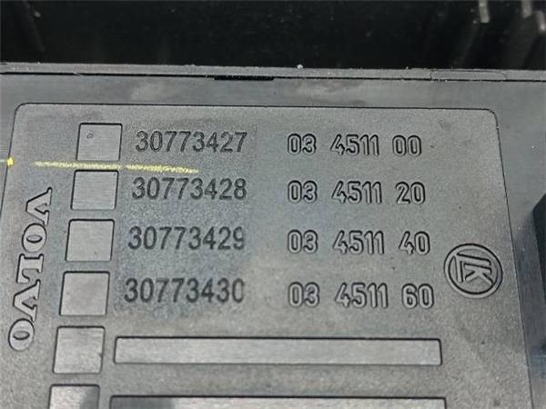MANDO ELEVALUNAS Volvo V50 2.0 D (MW) 136CV (2004-2010) (100 KW) - 29035 / D4204T