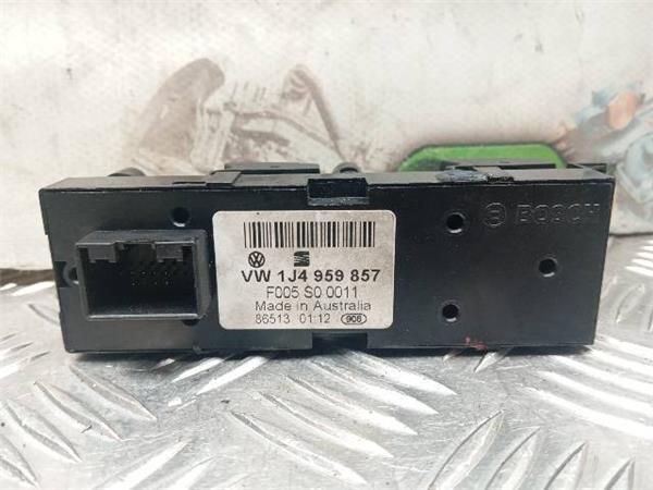 MANDO ELEVALUNAS Volkswagen Golf 1.6 G IV (1J1) 105CV (2000-2005) (77 KW) - 29067 / AZD