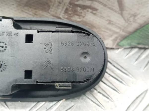 MANDO ELEVALUNAS Peugeot 307 1.6 HDI SW (3H) 109CV (2003-2007) (80 KW) - 29071 / 9HZ