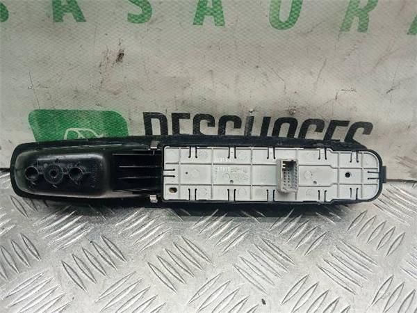 MANDO ELEVALUNAS Renault Scenic 1.9 DCI III (JZ) 131CV (2009-2011) (96 KW) - 29076 / F9QP8