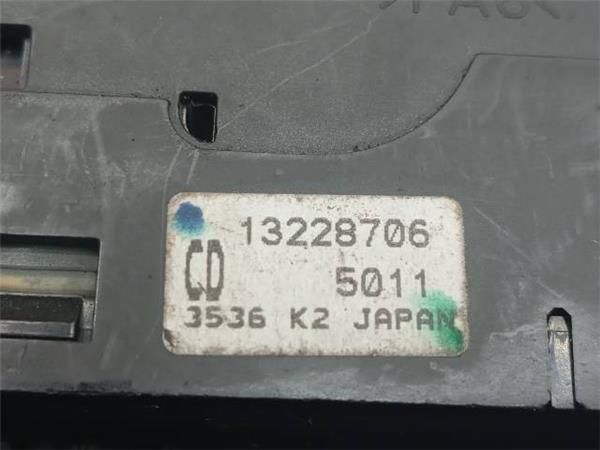 MANDO ELEVALUNAS Opel Zafira 1.9 CDTI B (M75) 120CV (2005-2015) (88 KW) - 29080 / Z19DT