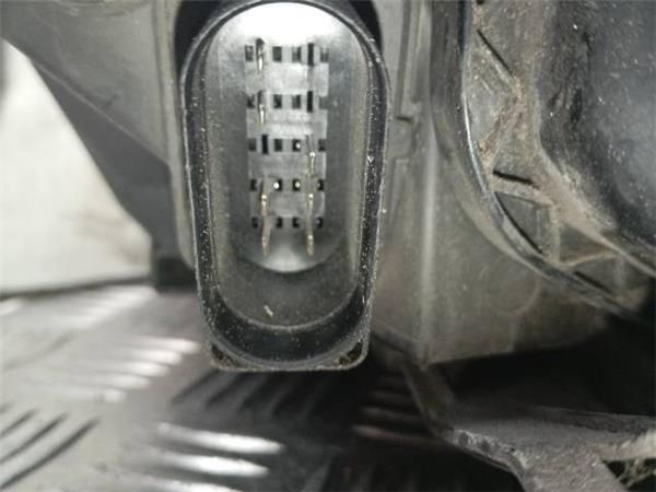 FARO DEL. IZDO. Ford Focus 1.6 G II (DA) 101CV (2004-2012) (74 KW) - 29097 / HWDA