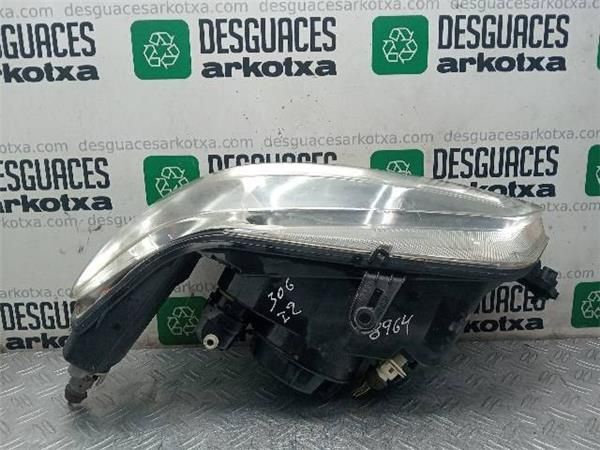 FARO DEL. IZDO. Peugeot 306 1.9 D (69CV) (1998 2001) (51 KW) - 29491 / WJZ