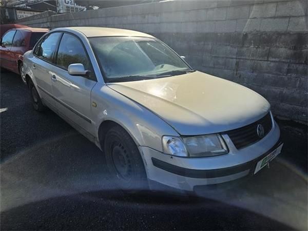 EGR Volkswagen Passat 1.9 TDI (B5) (3B2) 116CV (1998-2000) (85 KW) - 29502 / AJM