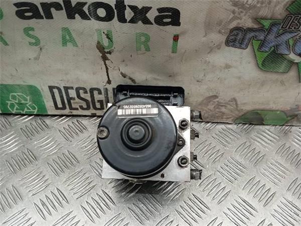 NUCLEO ABS Volvo V50 2.0 D (MW) 136CV (2004-2010) (100 KW) - 29573 / D4204T