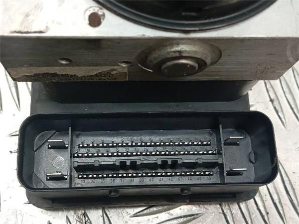NUCLEO ABS Volvo V50 2.0 D (MW) 136CV (2004-2010) (100 KW) - 29573 / D4204T