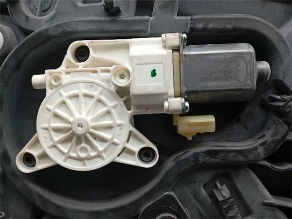MOTOR ELEVALUNAS TRA. DCHO. Chrysler Voyager 2.8 CRD GRAND (RT) 163CV (2007-...) (120 KW) - 29596 / VM64
