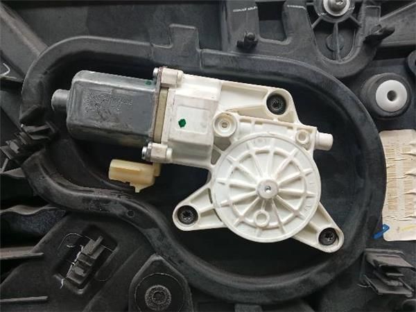 MOTOR ELEVALUNAS TRA. IZDO. Chrysler Voyager 2.8 CRD GRAND (RT) 163CV (2007-...) (120 KW) - 29597 / VM64