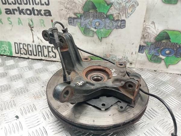 MANGUETA DEL. IZDA. Renault Clio 1.2 G IV (5R) 73CV (2012-2021) (54 KW) - 29598 / D4FD7