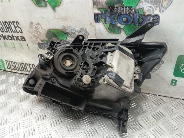 FARO DEL. DCHO Toyota Avensis 2.0 D (116CV) (2003 2008) (85 KW) - 29768 / 1CD-FTV