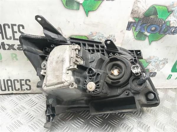 FARO DEL. IZDO. Toyota Avensis 2.0 D (116CV) (2003 2008) (85 KW) - 29769 / 1CD-FTV