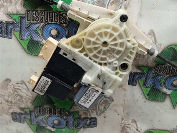 MOTOR ELEVALUNAS DEL. DCHO. Citroen C4 1.4 G COUPE (88CV) (2004 2011) (65 KW) - 29778 / KFU