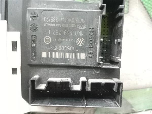 MOTOR ELEVALUNAS DEL. IZDO. Volkswagen Golf 1.9 TDI V (1K1) 105CV (2003-2008) (77 KW) - 29929 / BKC