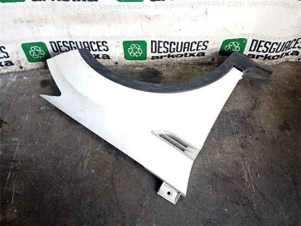 ALETA DEL. DCHA. Ford Kuga 2.0 TDCI I 136CV (2008-2012) (100 KW) - 29979 / G6DG