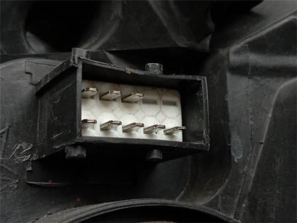 FARO DEL. DCHO Opel Vectra 1.9 CDTI C 120CV (2004-2009) (88 KW) - 29992 / Z19DT