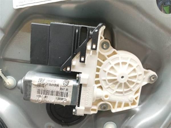 MOTOR ELEVALUNAS TRA. DCHO. Seat Leon 1.9 TDI (110CV) (1999 2006) (81 KW) - 30020 / ASV