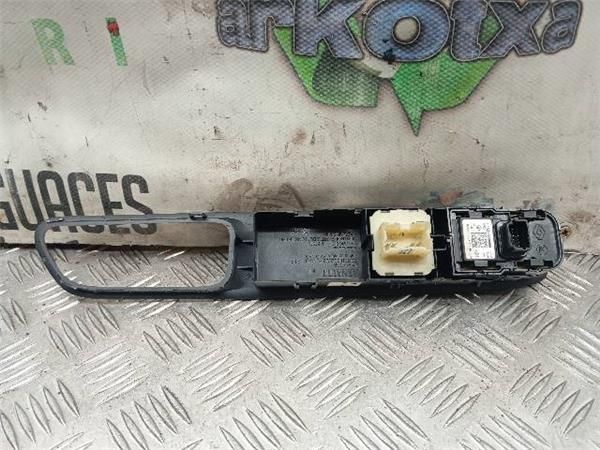 MANDO ELEVALUNAS Renault Clio 1.2 G IV (5R) 73CV (2012-2021) (54 KW) - 30050 / D4FD7 2