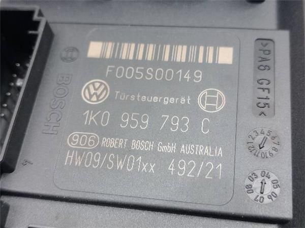 MOTOR ELEVALUNAS DEL. IZDO. Volkswagen Golf 1.9 TDI V PLUS (1KP) 105CV (2005-2009) (77 KW) - 30206 / BKC