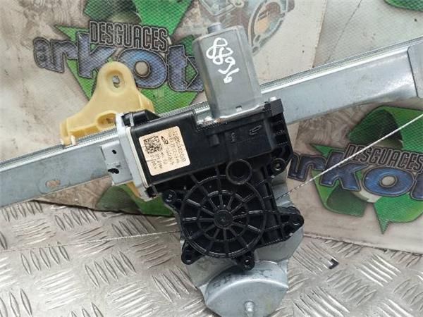MOTOR ELEVALUNAS DEL. IZDO. Renault Clio 1.2 G IV (5R) 73CV (2012-2021) (54 KW) - 30288 / D4FD7