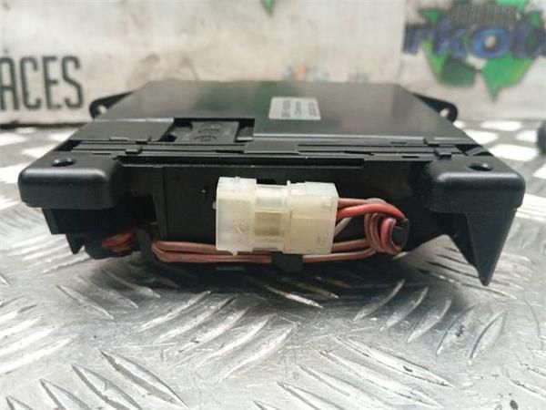 CENICERO BMW 535 3.0 D AUT (E60) 286CV (2007-2010) (210 KW) - 30331 / 306D5