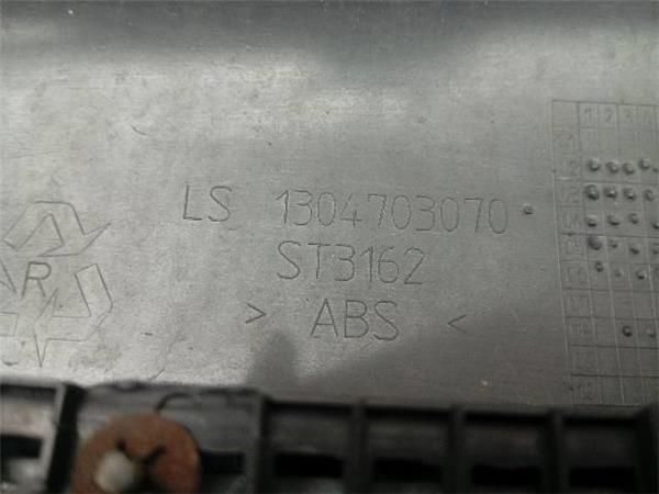 PARRILLA DELANTERA Peugeot Boxer 2.2 HDI II (74 KW) - 30418 / 4HY