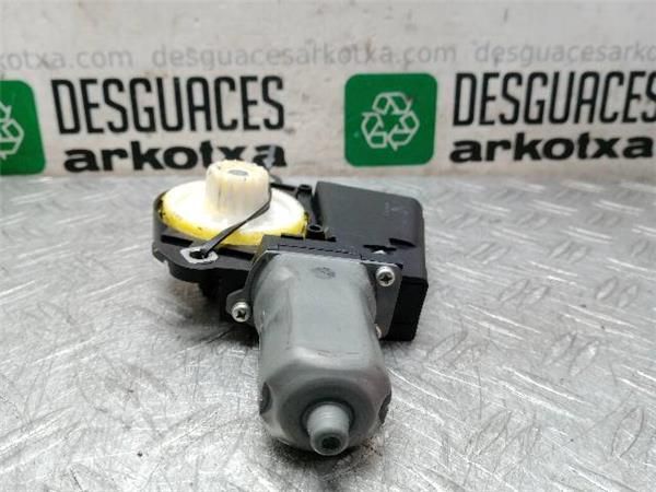MOTOR TECHO ELECTRICO Toyota Prius 1.8 G HYBRID (ZVW3) 99CV (2008-2016) (73 KW) - 30638 / 2ZR