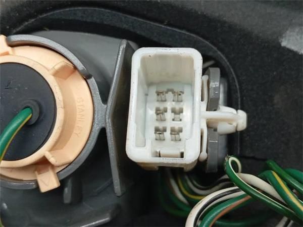 PILOTO TRA. IZDO. Toyota Prius 1.8 G HYBRID (ZVW3) 99CV (2008-2016) (73 KW) - 30652 / 2ZR