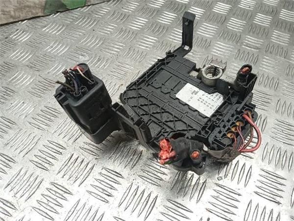 CAJA FUSIBLES/RELE Seat Ibiza 1.9 TDI IV (6J5) 90CV (2008-2010) (66 KW) - 30680 / BXJ