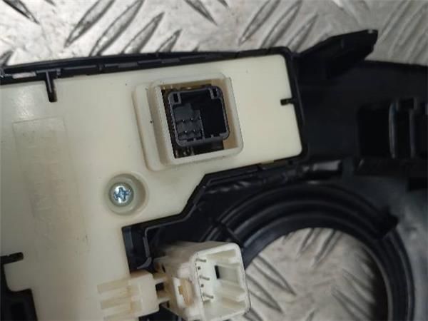 INTERRUPTOR LUCES EMERGENCIA Toyota Prius 1.8 G HYBRID (ZVW3) 99CV (2008-2016) (73 KW) - 30712 / 2ZR