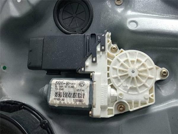 ELEVALUNAS ELECTRICO DEL. DCHO. Volkswagen Golf 1.6 G IV (105CV) (2000 2005) (77 KW) - 30808 / AUS/AZD
