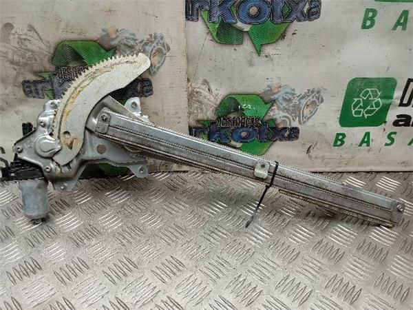 MOTOR ELEVALUNAS DEL. DCHO. Suzuki SX4 1.9 DDIS (EY) 4X4 FAM. 120CV (2006-...) (88 KW) - 30868 / D19AA
