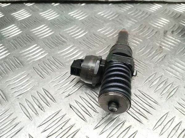 INYECTOR Volkswagen Golf 1.9 TDI V PLUS (1KP) 105CV (2005-2009) (77 KW) - 30889 / BKC 2